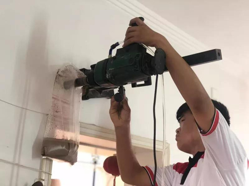 分期付款、簡(jiǎn)化手續(xù)、交叉施工…… 老舊小區(qū)供熱改造搭上“順風(fēng)車(chē)”